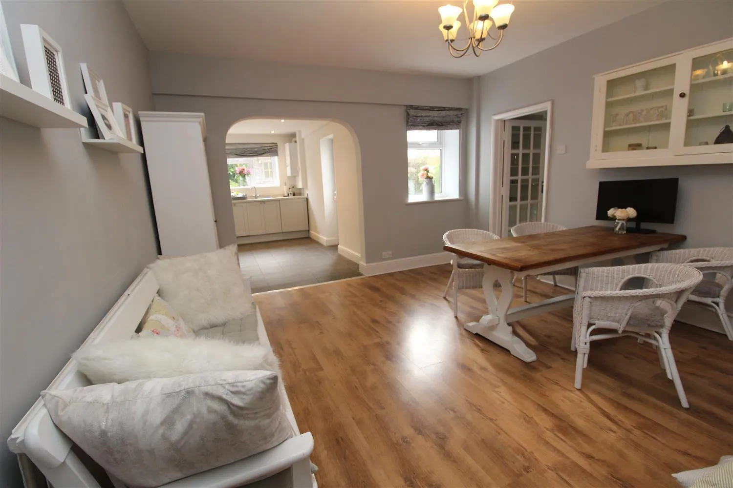 2 Bed Garden Apartment By Beach In Alum Chine, Bournemouth